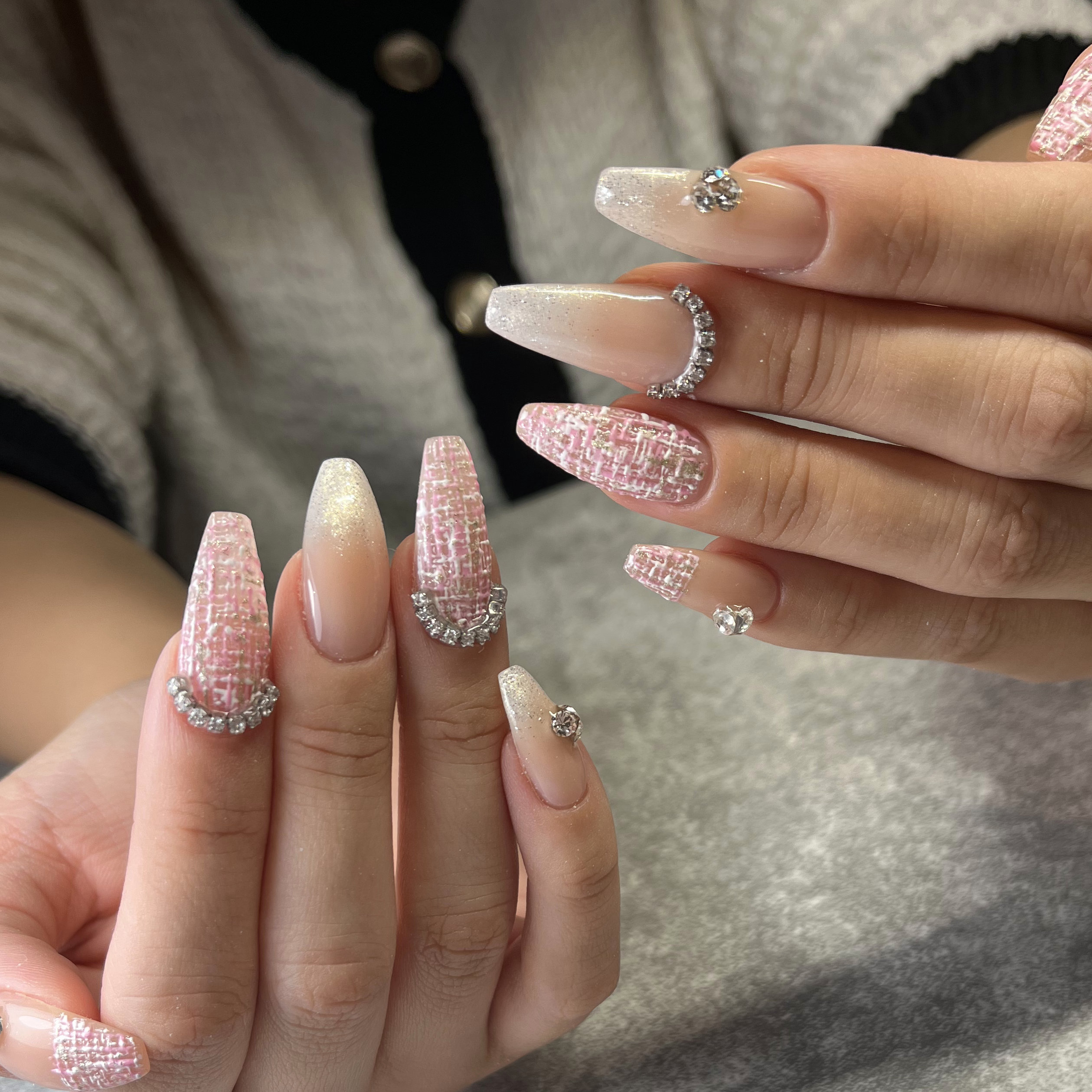 y_____nail