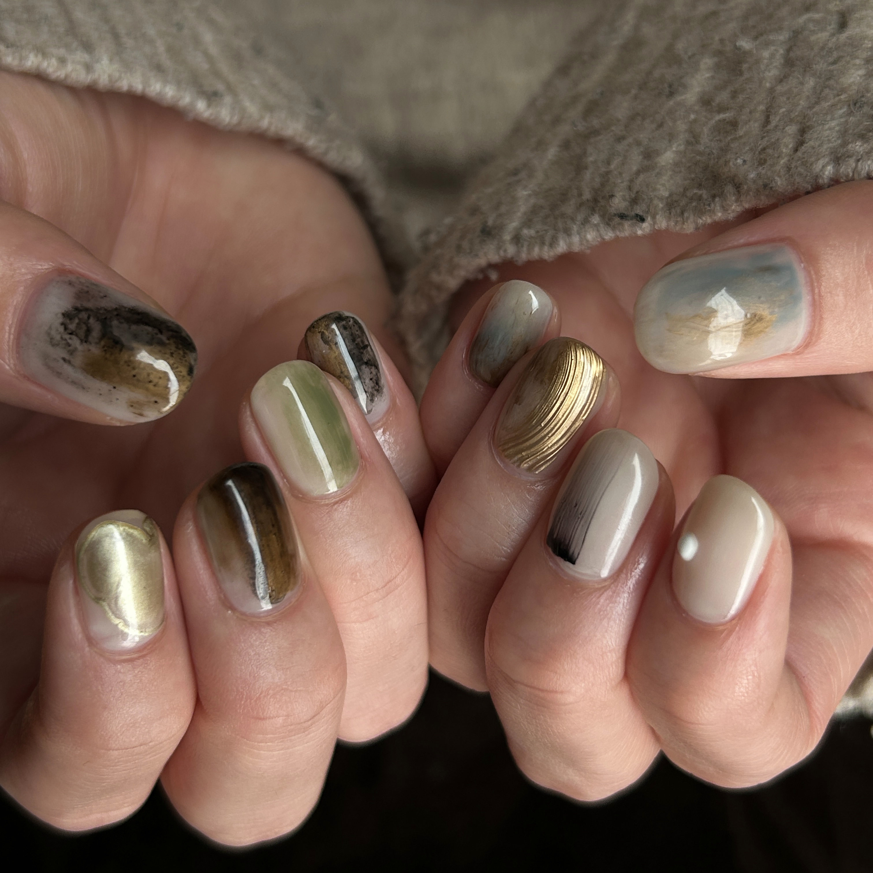 apua_ami.nail