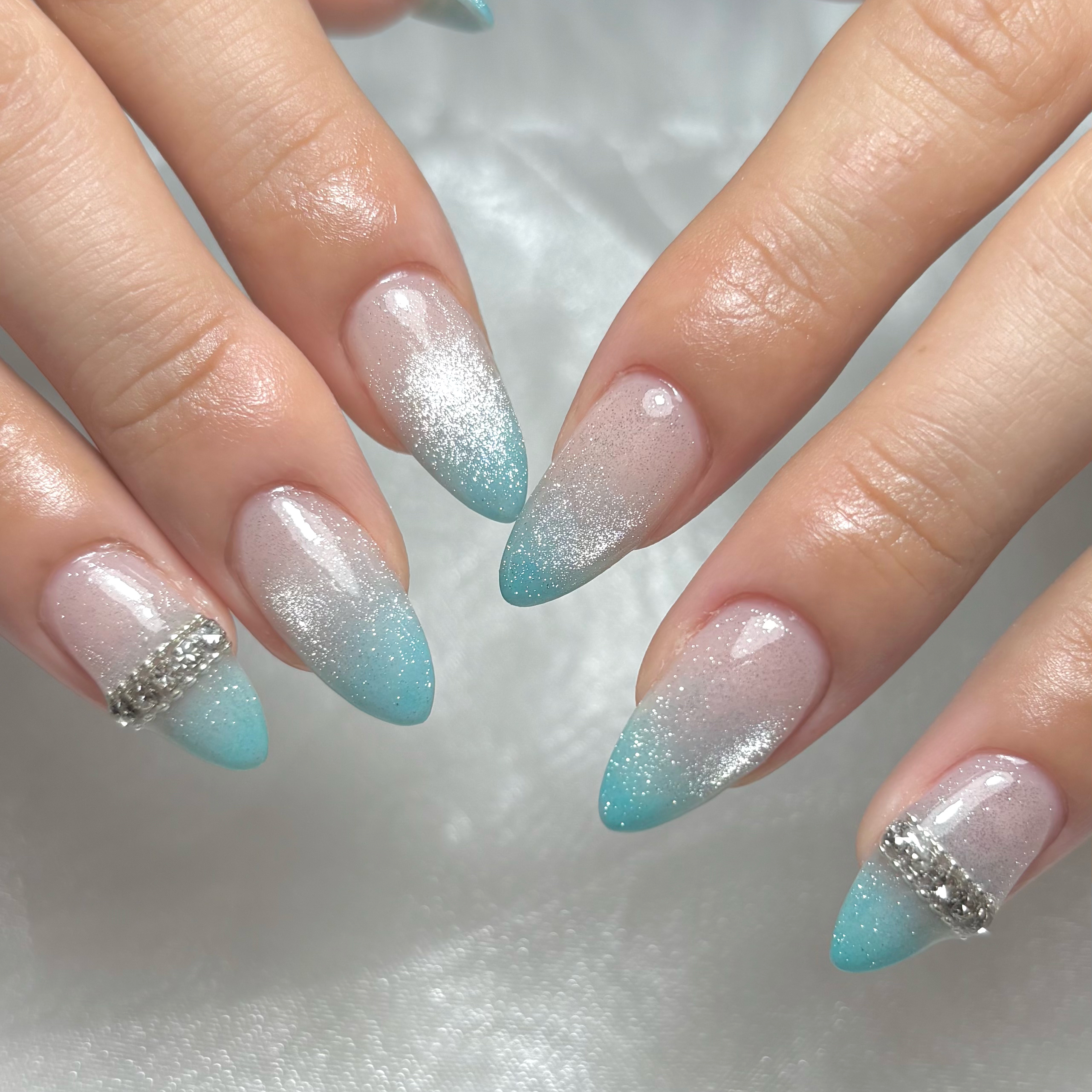 anela__613