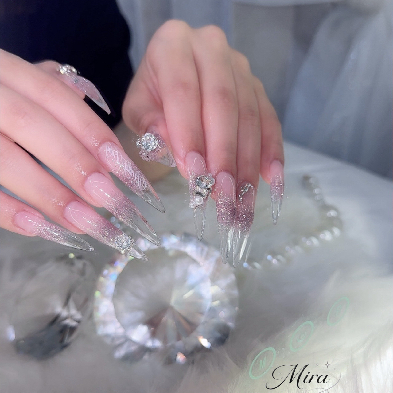 Mira__nail0501