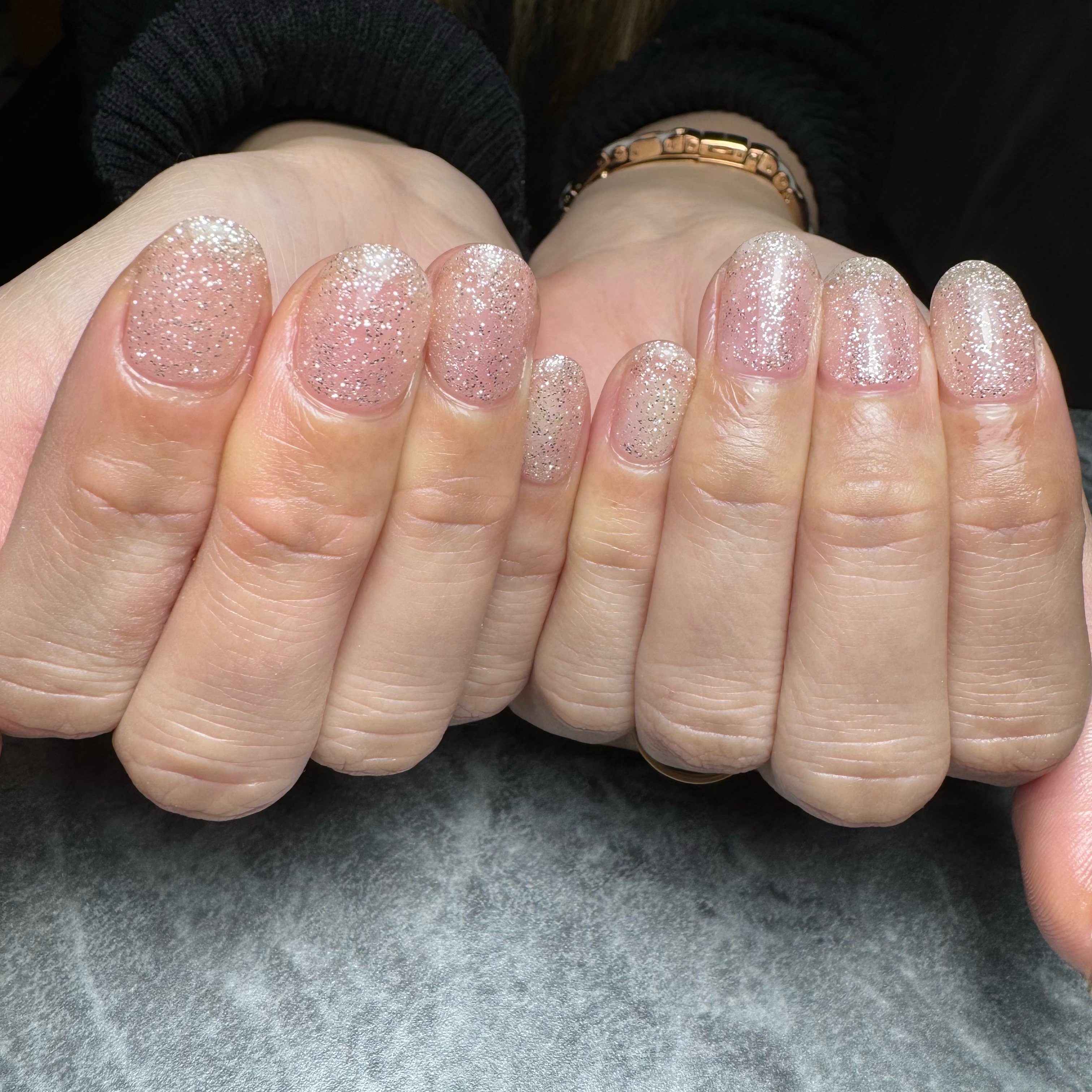 Nail_salon_Gleam