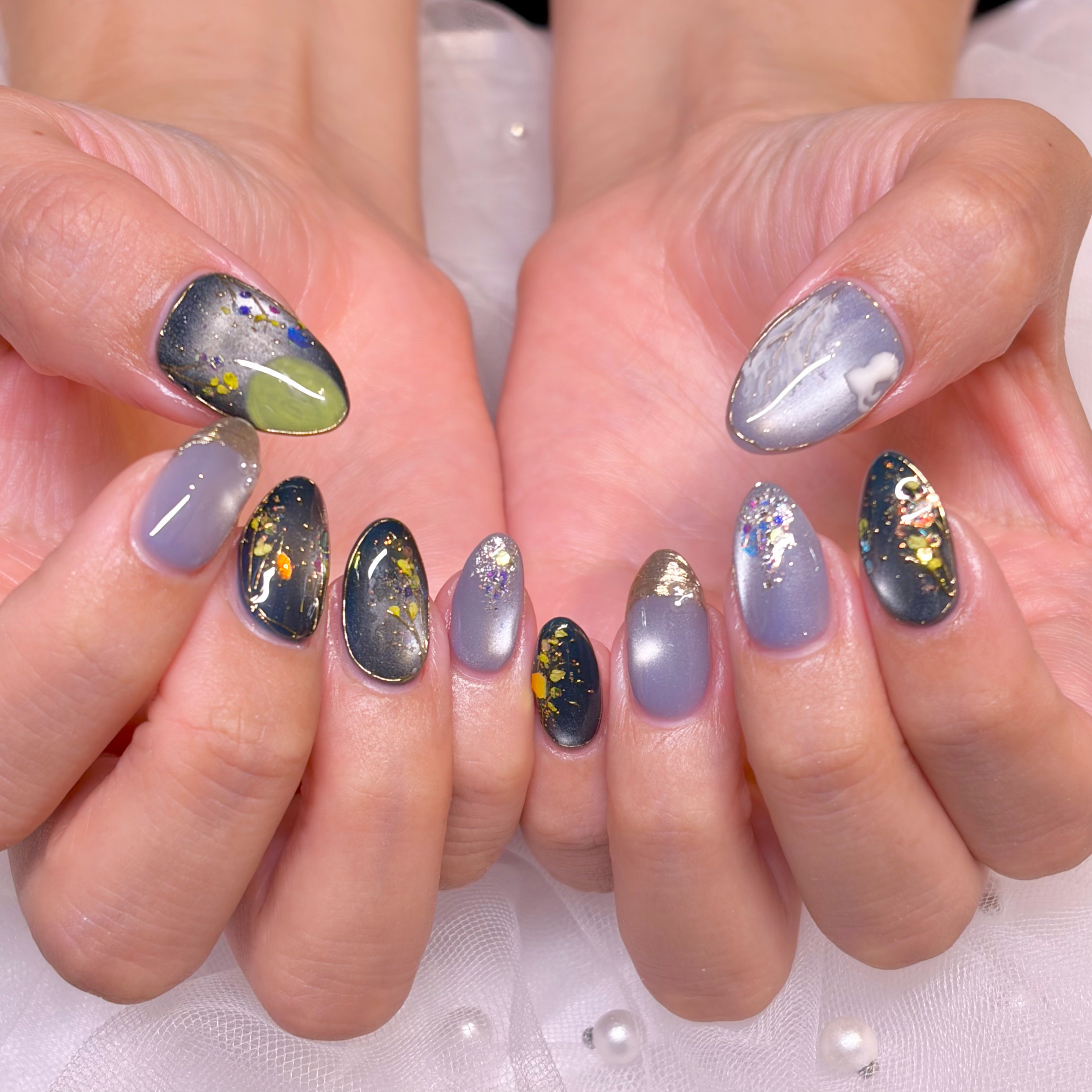 emu.nails