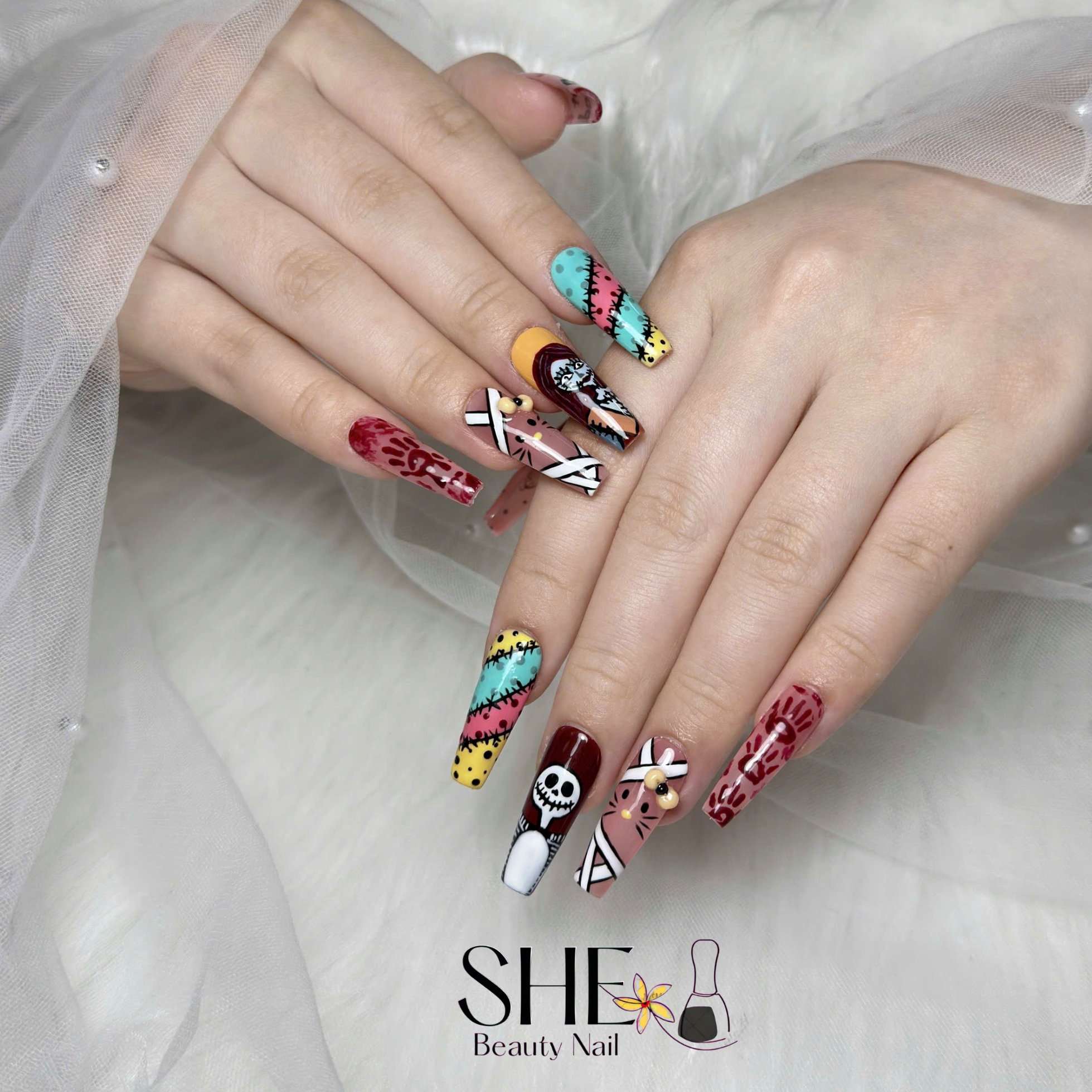 SHE_NAIL_