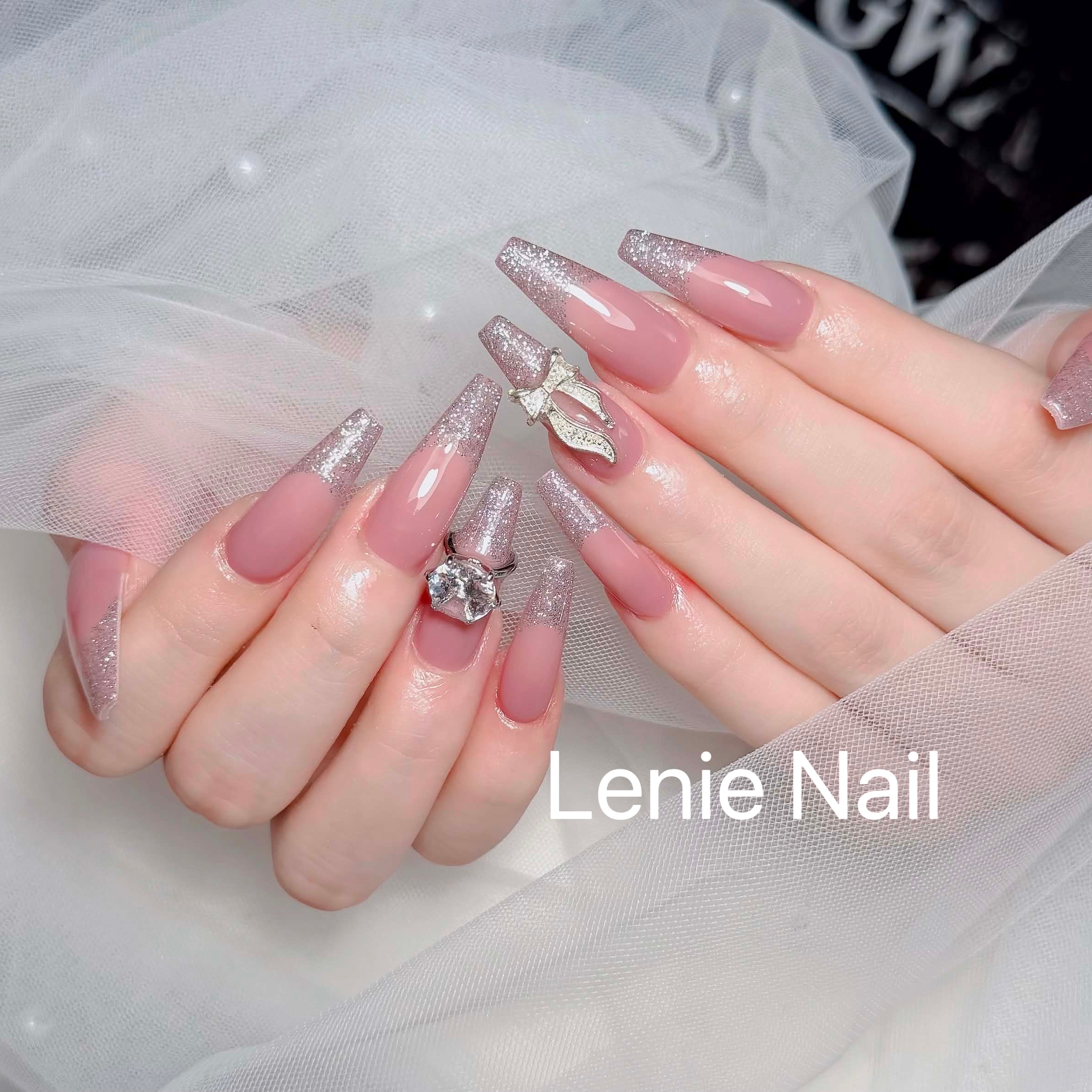Hau_Lenie