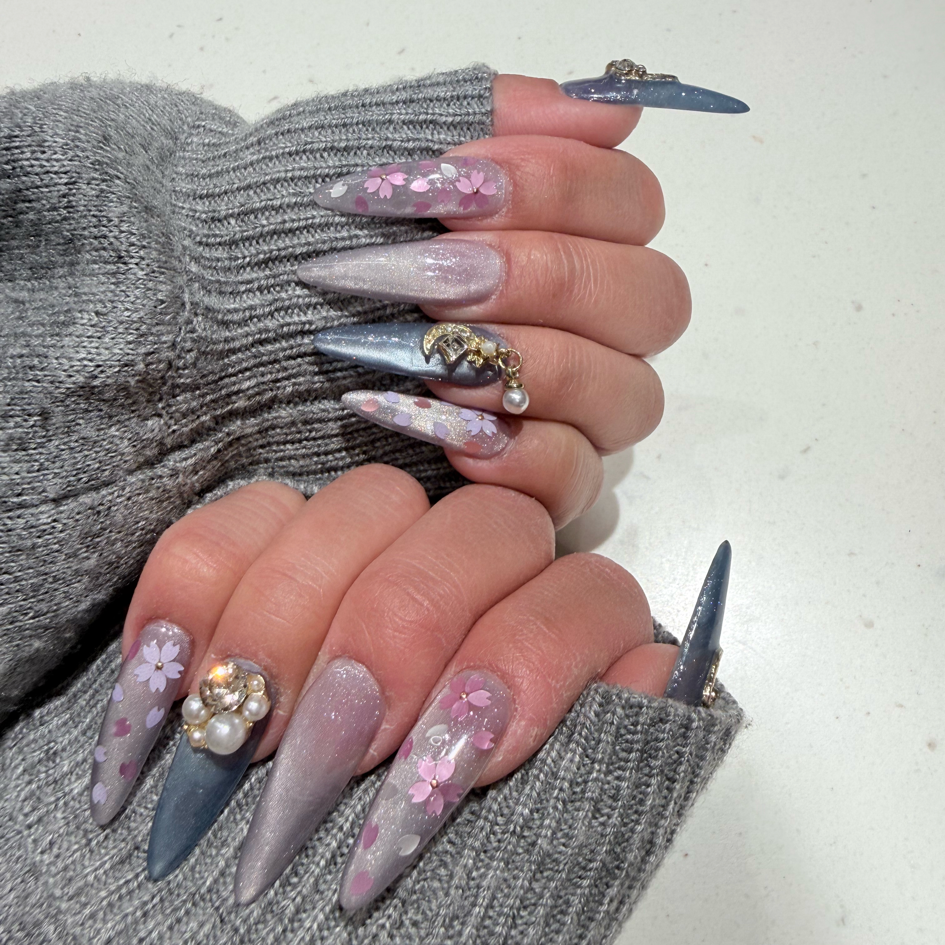 Nail_Malo
