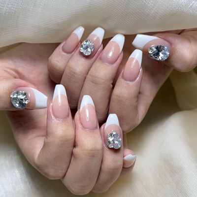 オフィス大人気☆フレンチネイル（カラーベース付き)