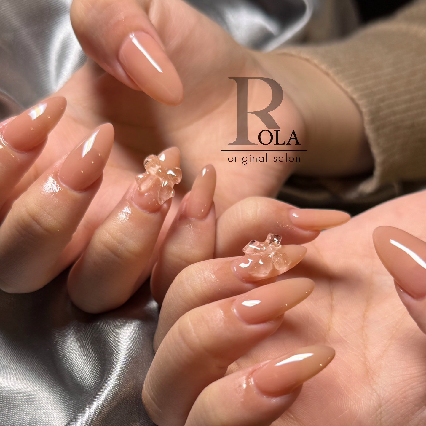 ROLA_nail