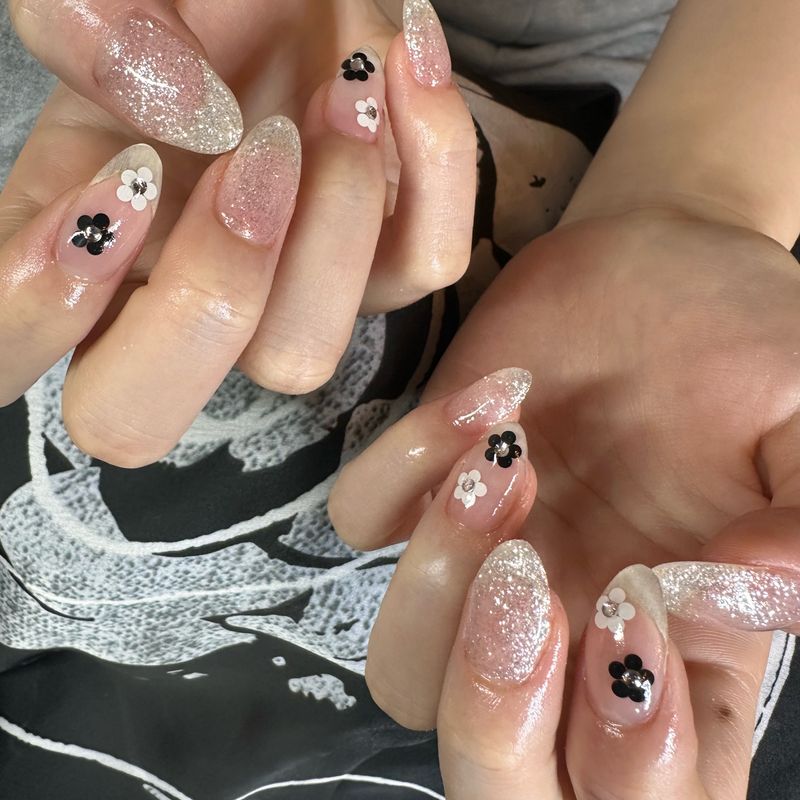 lea nail
