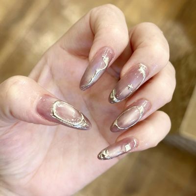 ブッチェラッティ風キャッツアイネイル