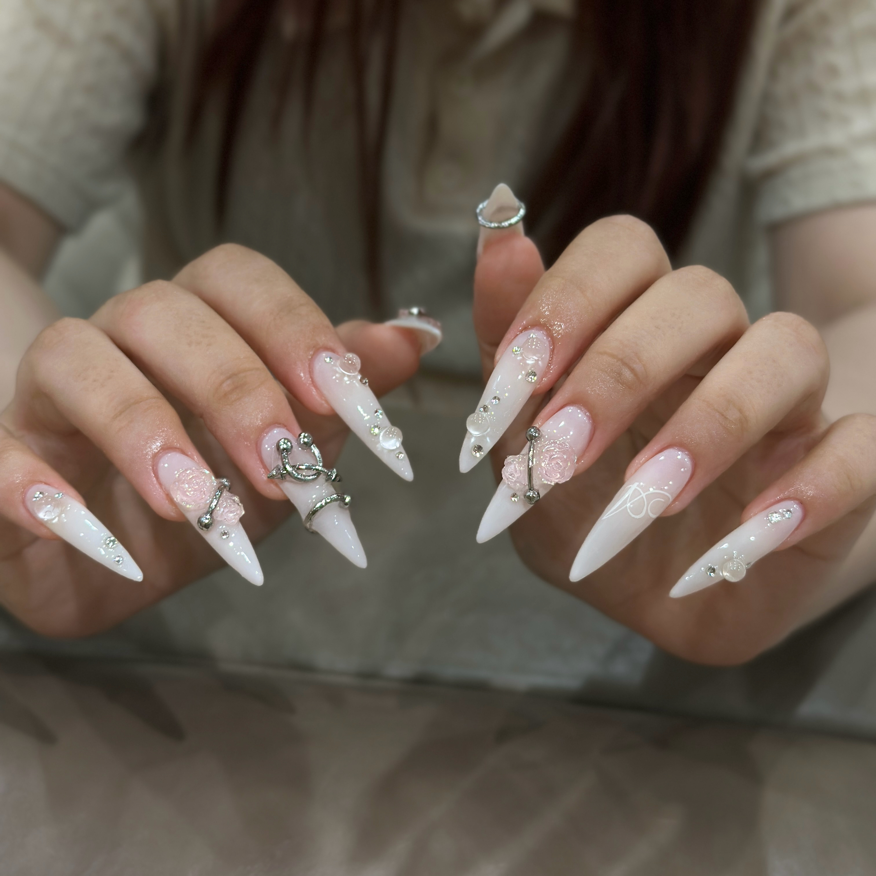 Aura.nailsalon