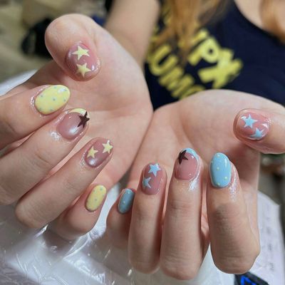 [モニター募集] ハンドネイルデザイン6本まで　オフ無料