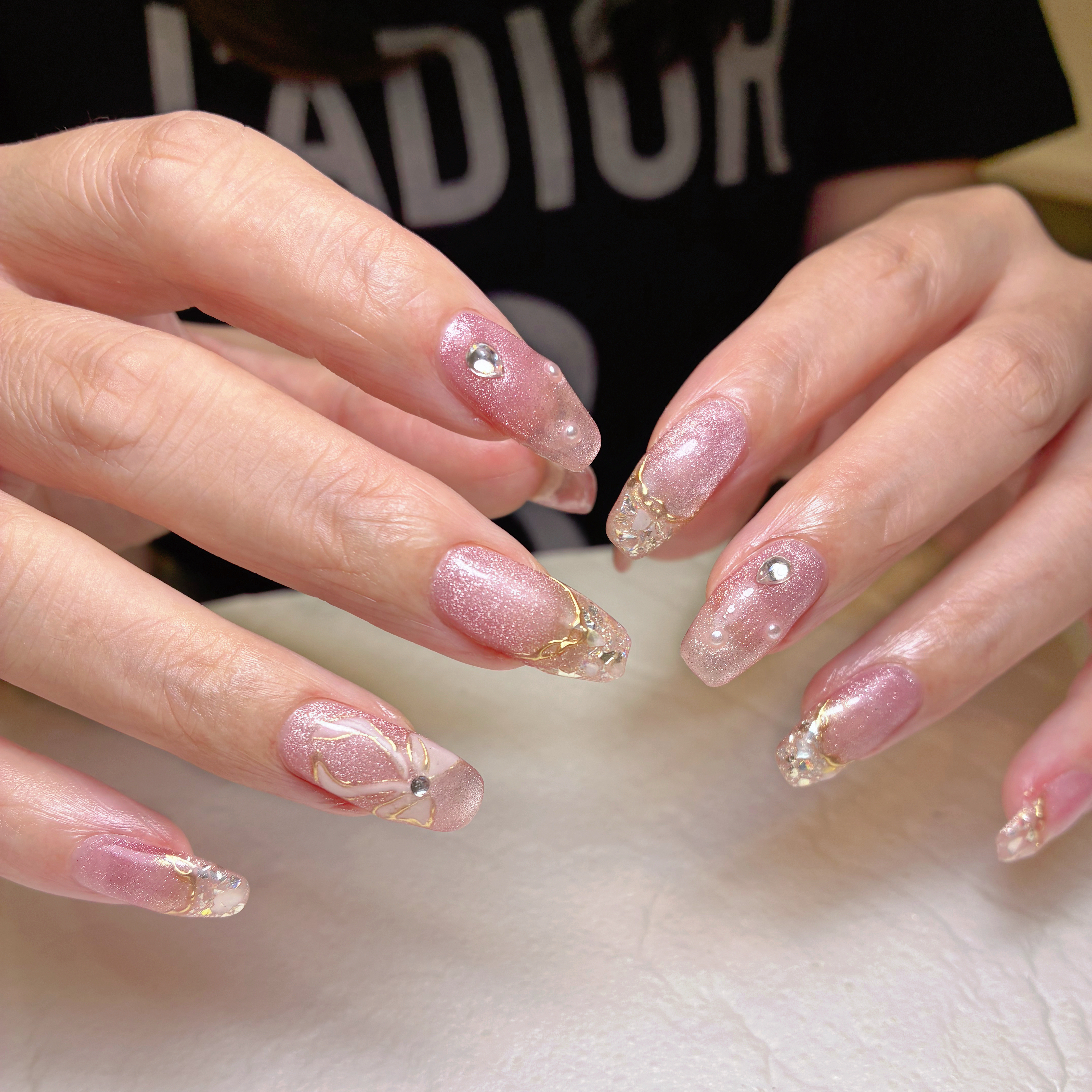 lux.nail