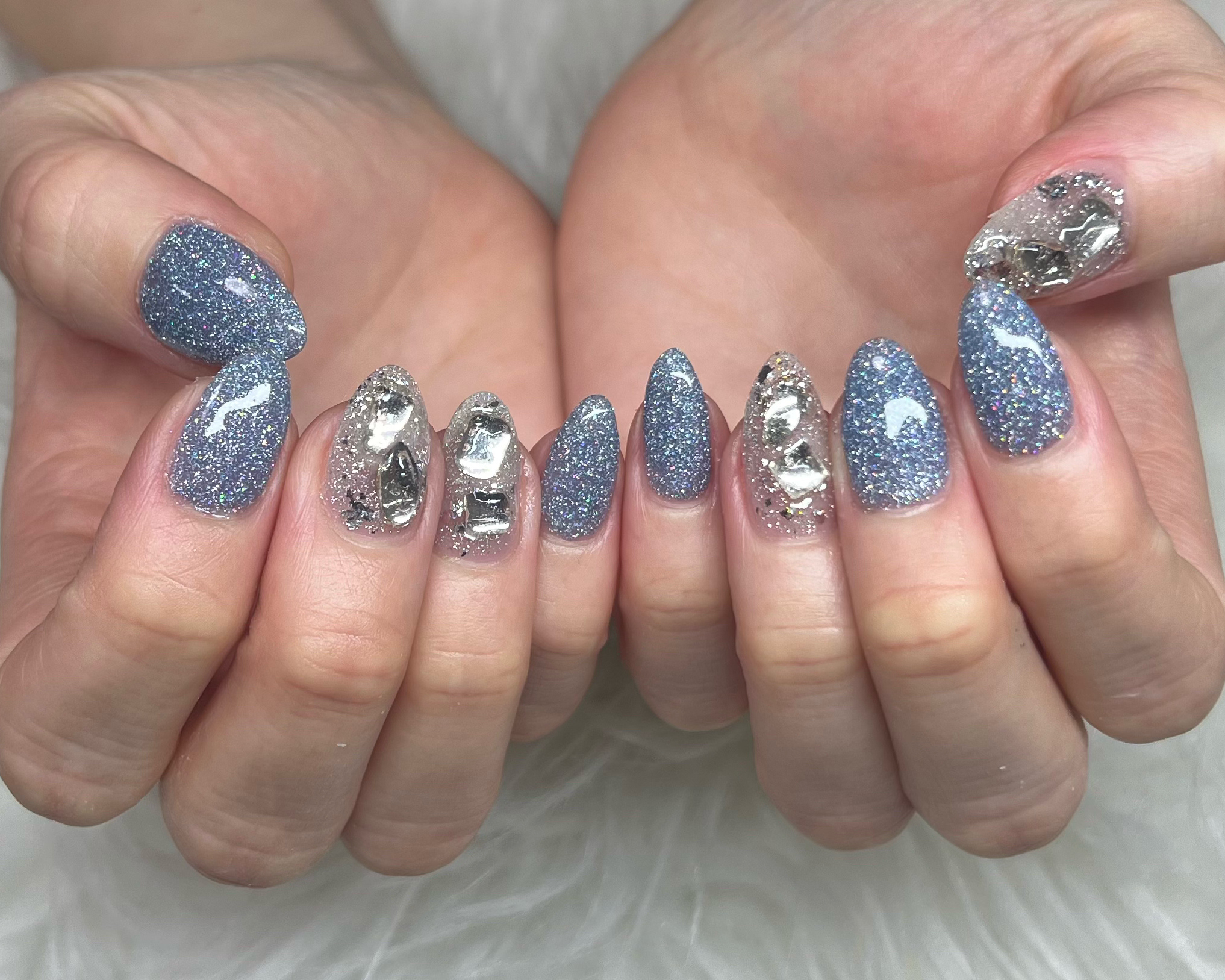 25.NAIL