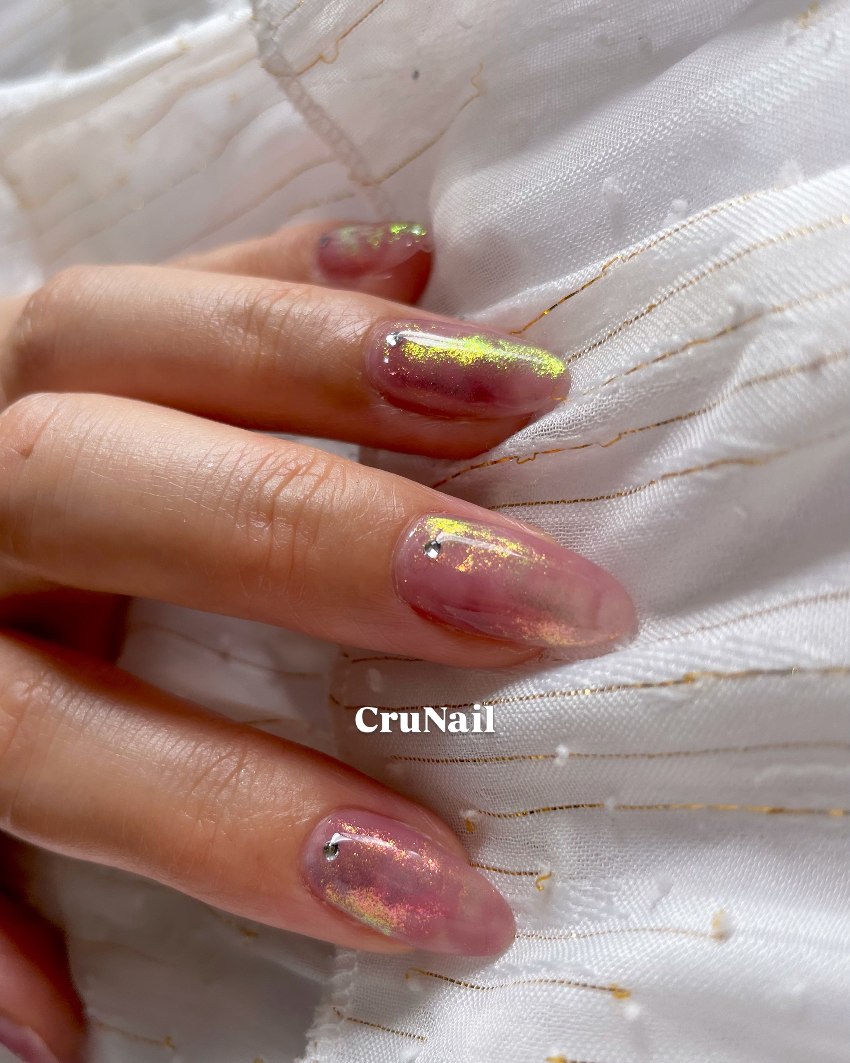 cru__nail