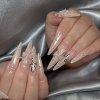 Hani_AmiNail