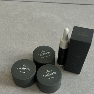 🆕【LaShaed】通常メニューに追加してください。溶剤不使用・爪に優しいを追
