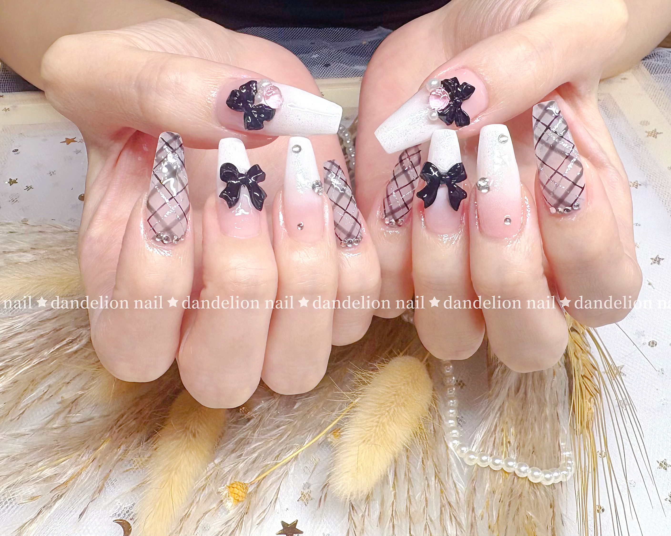 Dandelion_nail