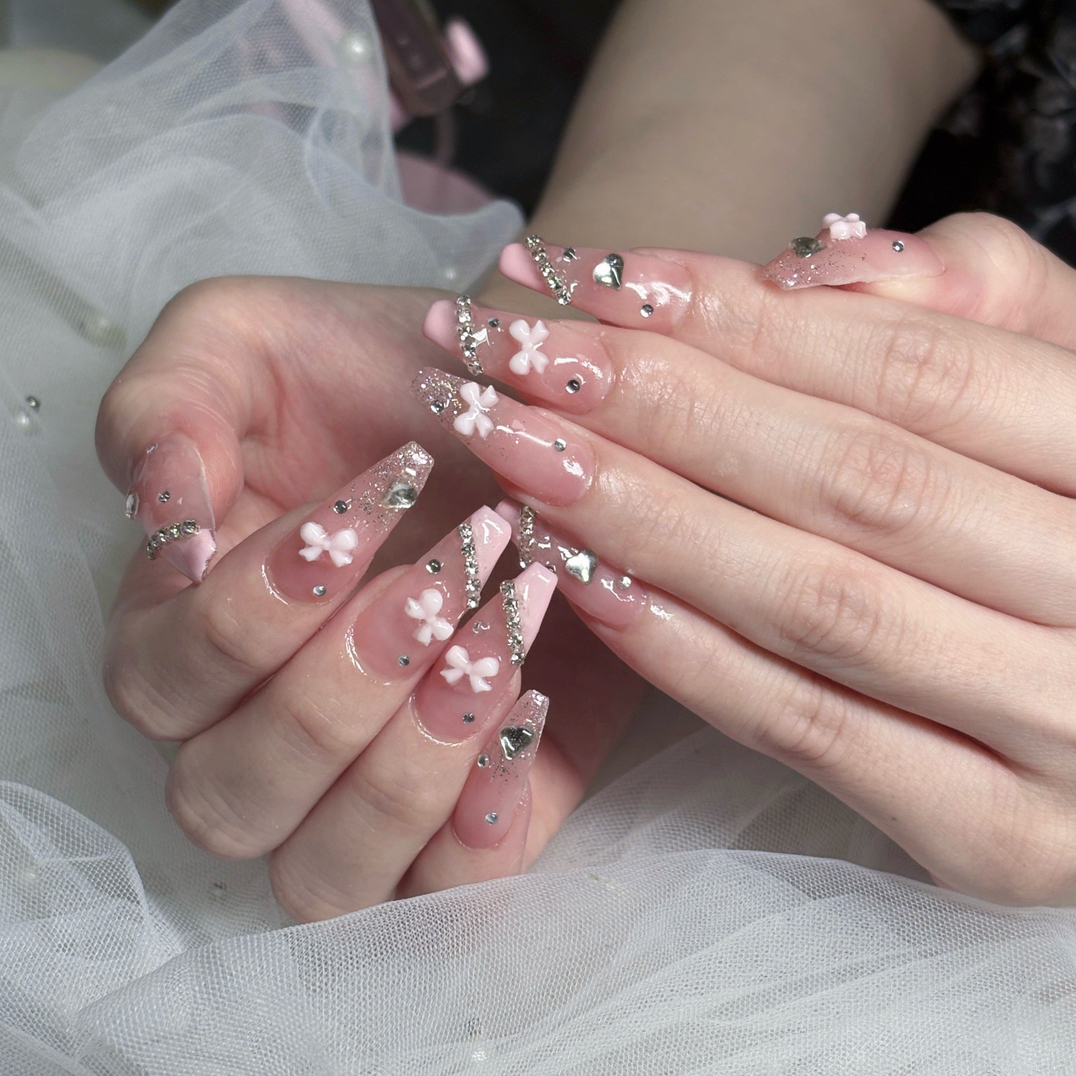 Zunie_hani_nail