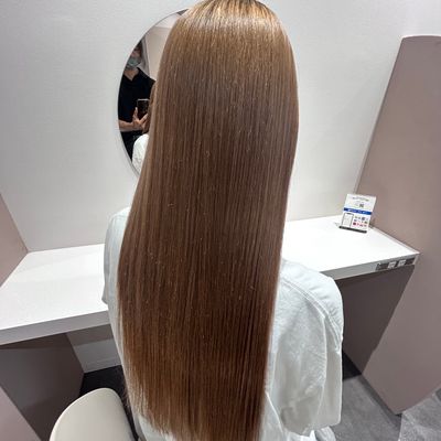 10〜30代限定✨カット+髪質改善トリートメント+カラー+ブリーチ縮毛矯正✨