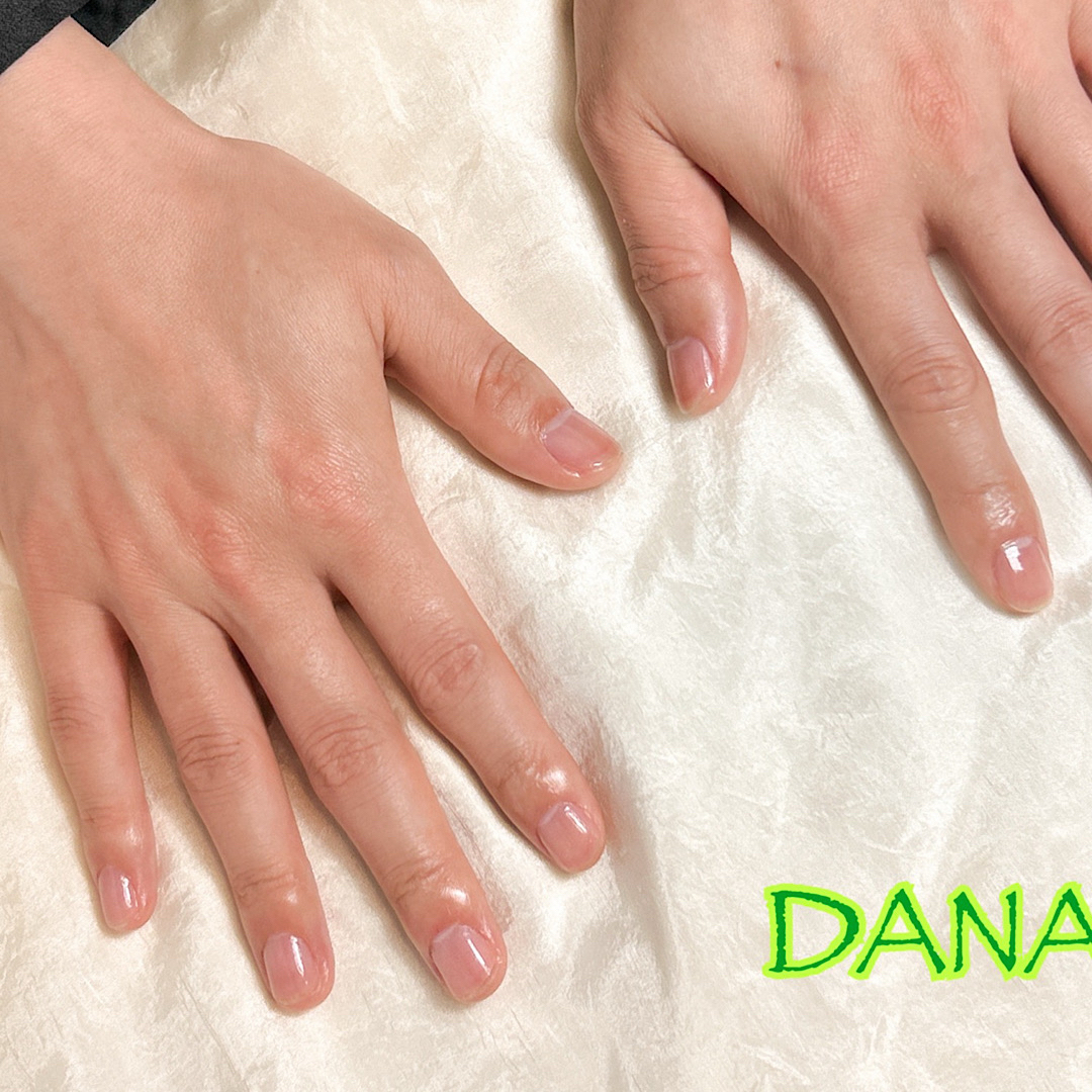 DANA_nail