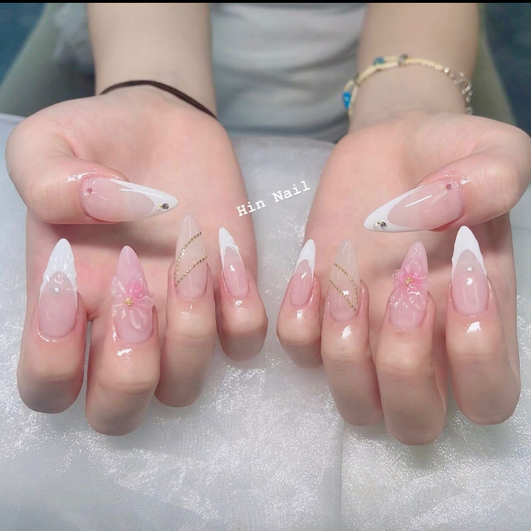 Hin.Nails_salon