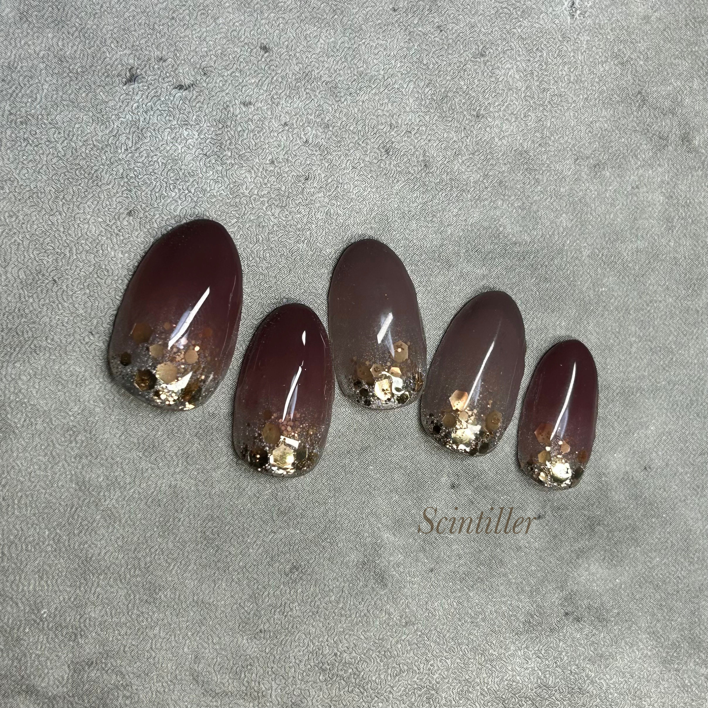 nailsalon_Scintiller