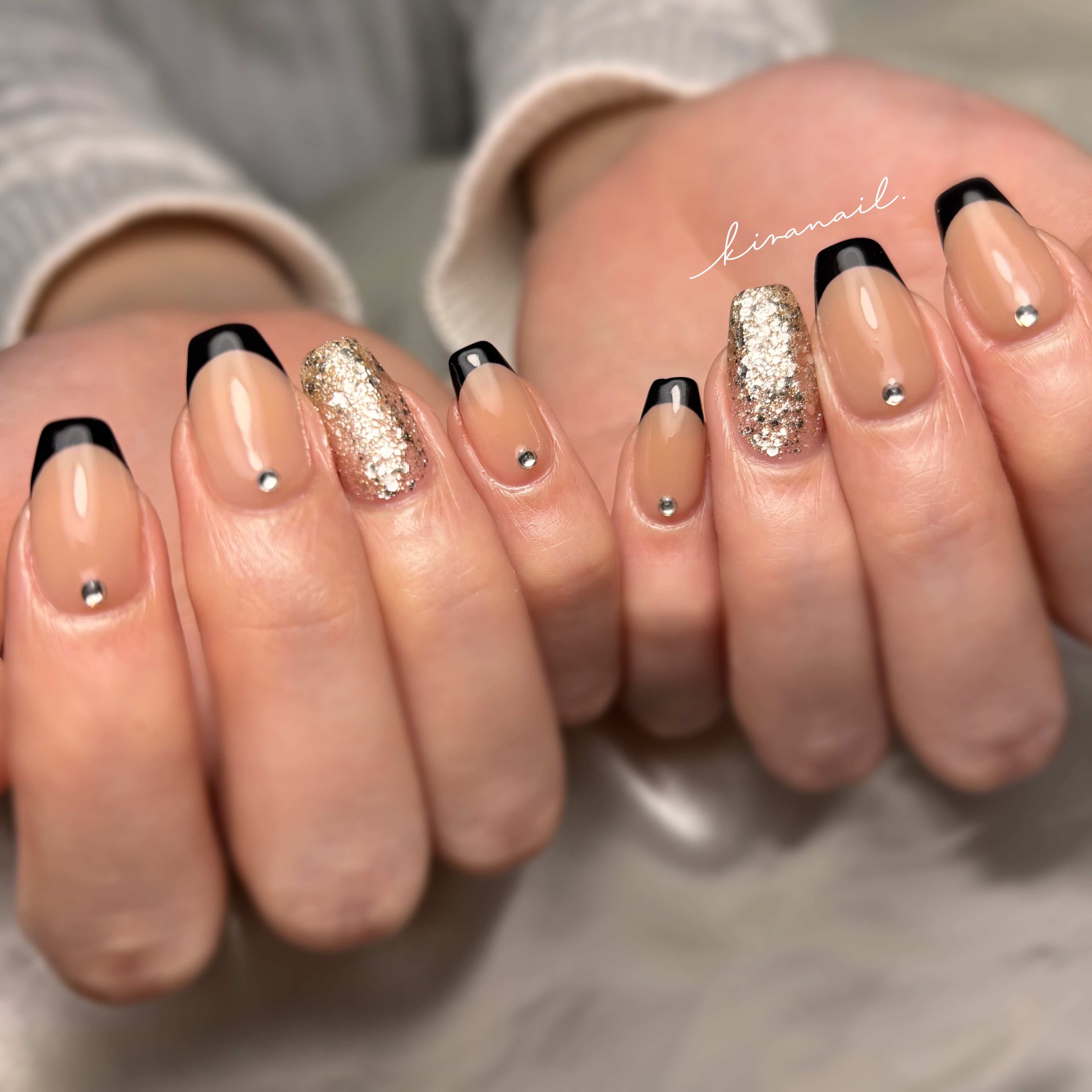 Nail_KIRA