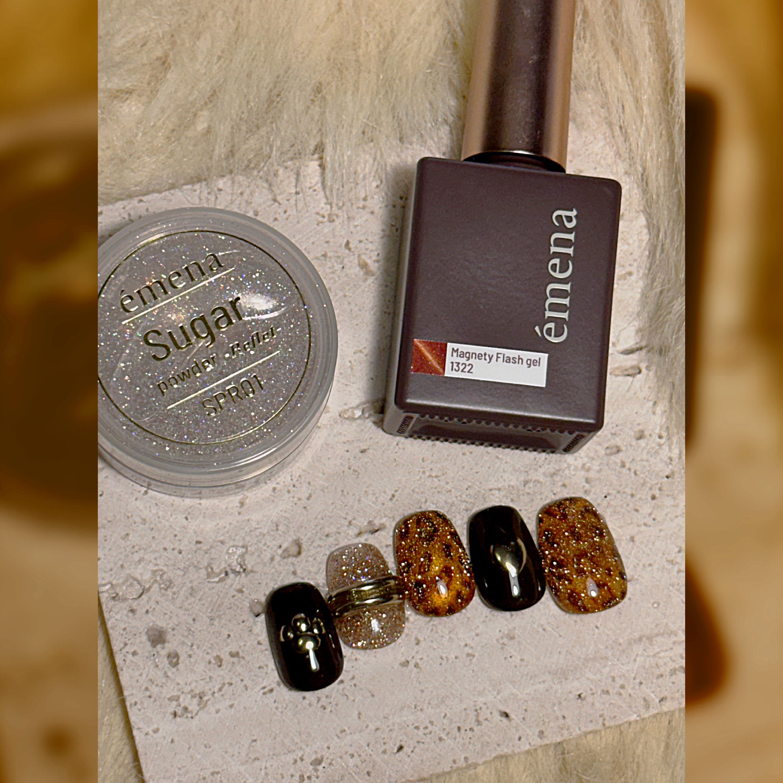 AT.NAIL