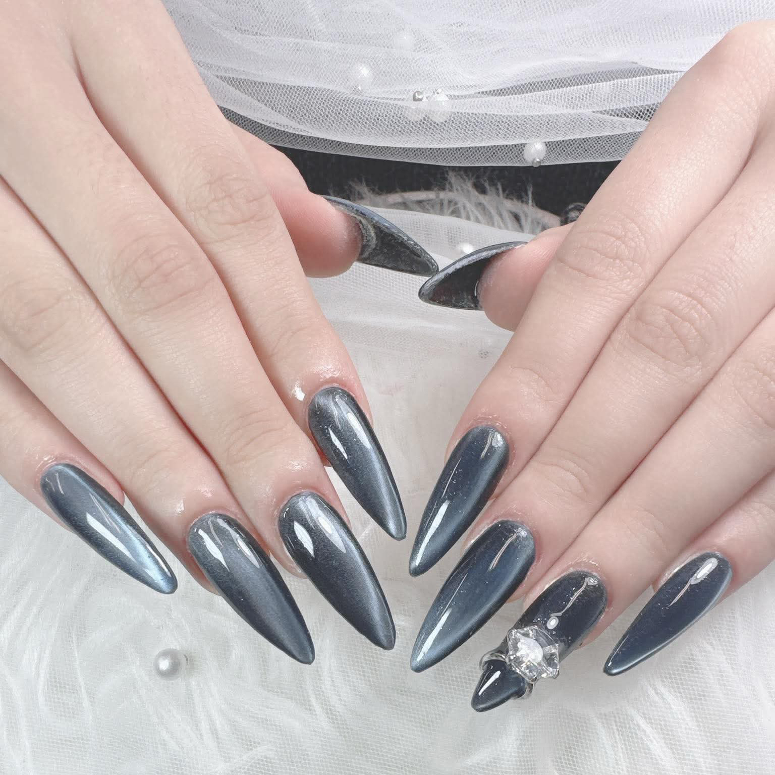 lumi.nail