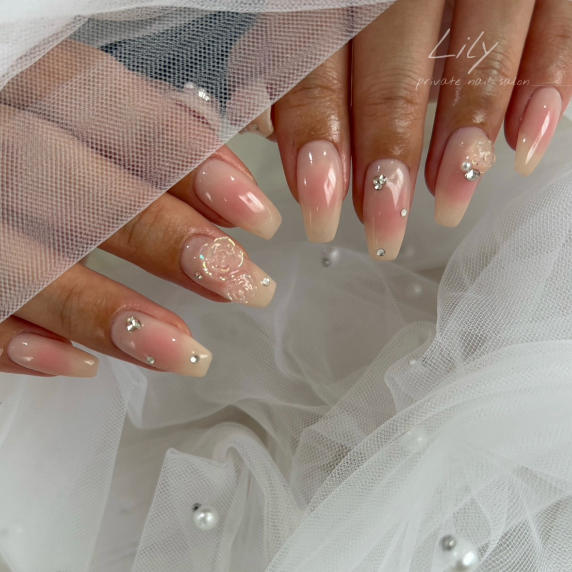 lily_nail.reina
