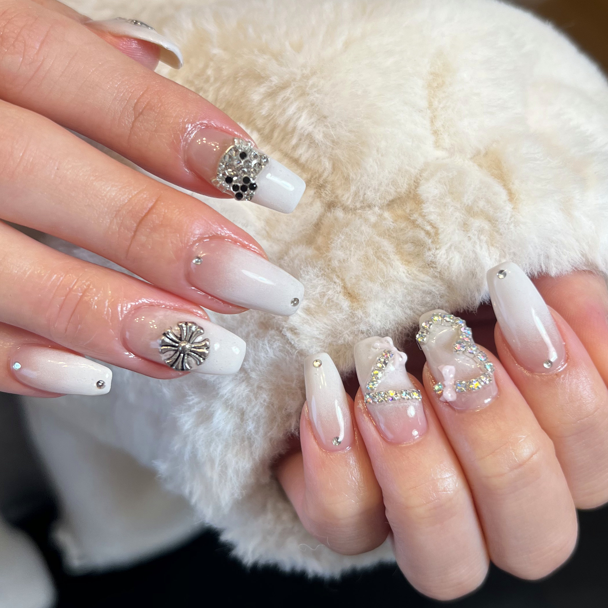 nail_uail_nail