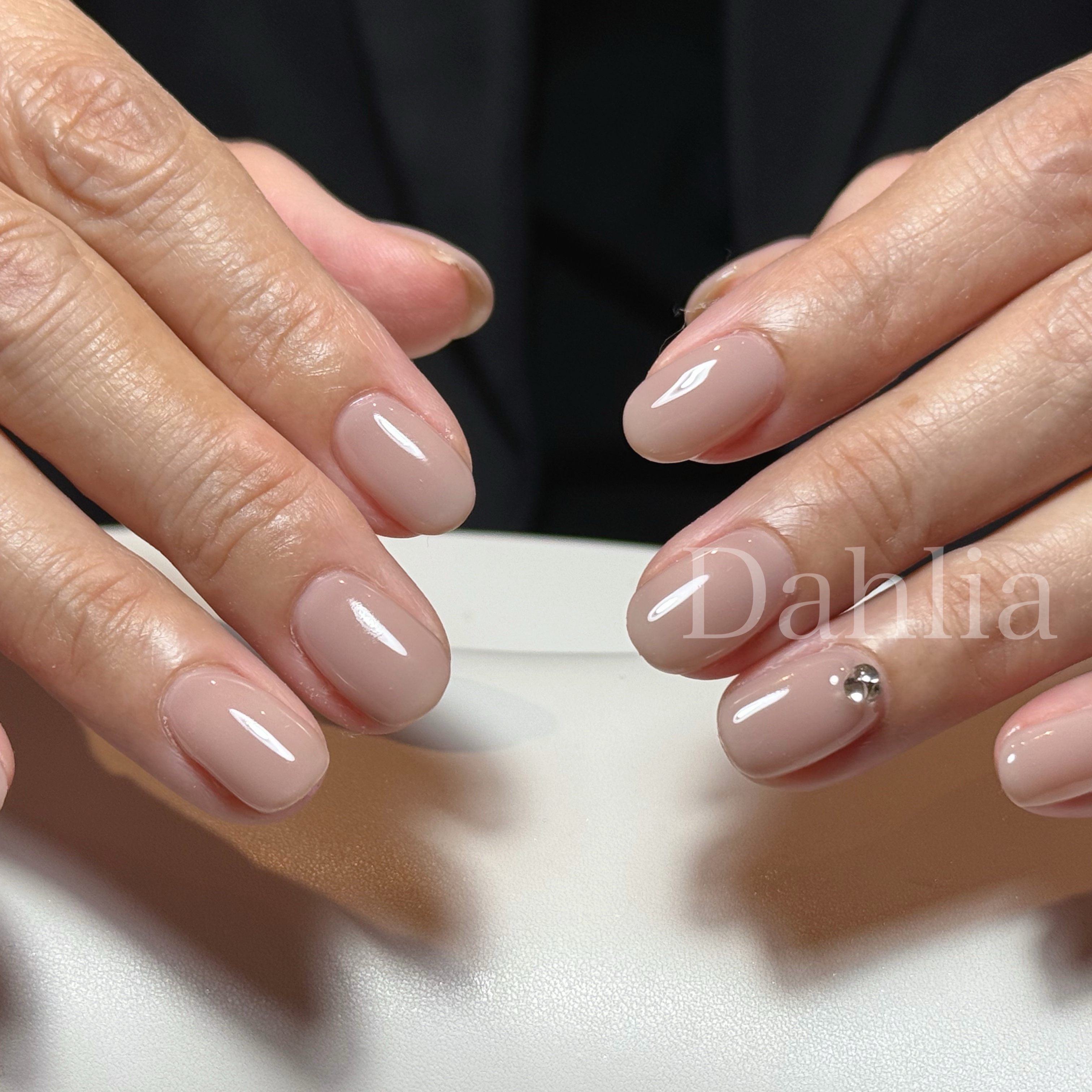 Dahlia_nail.