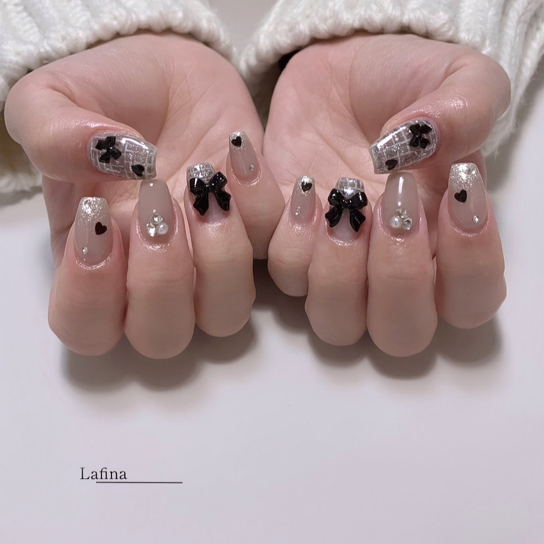 nail.Lafina