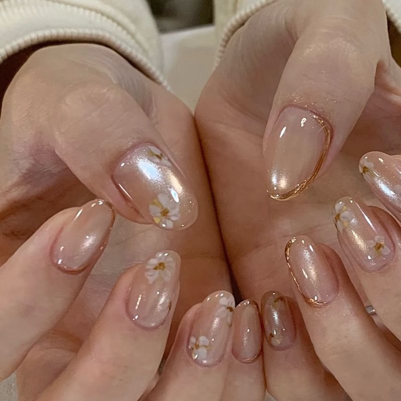 she’s nail