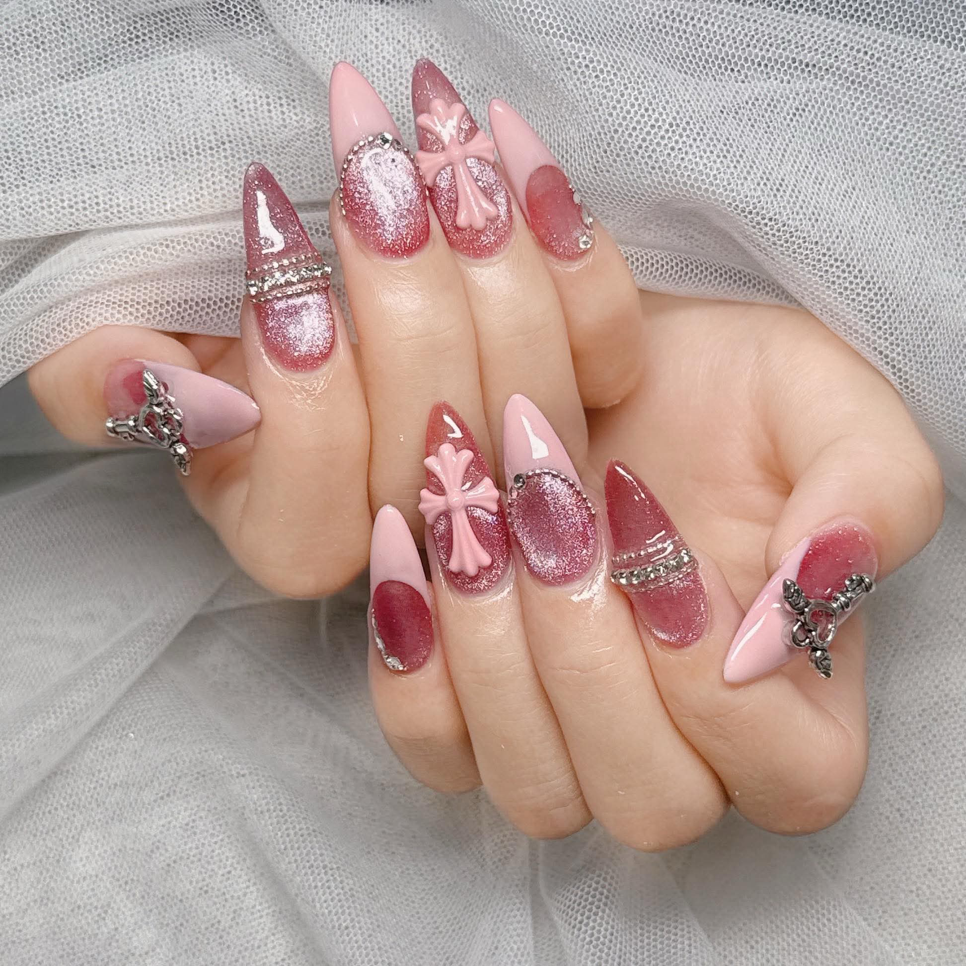 Nail_unichan