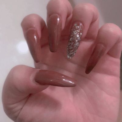ブラウングリッター accent nail🤎