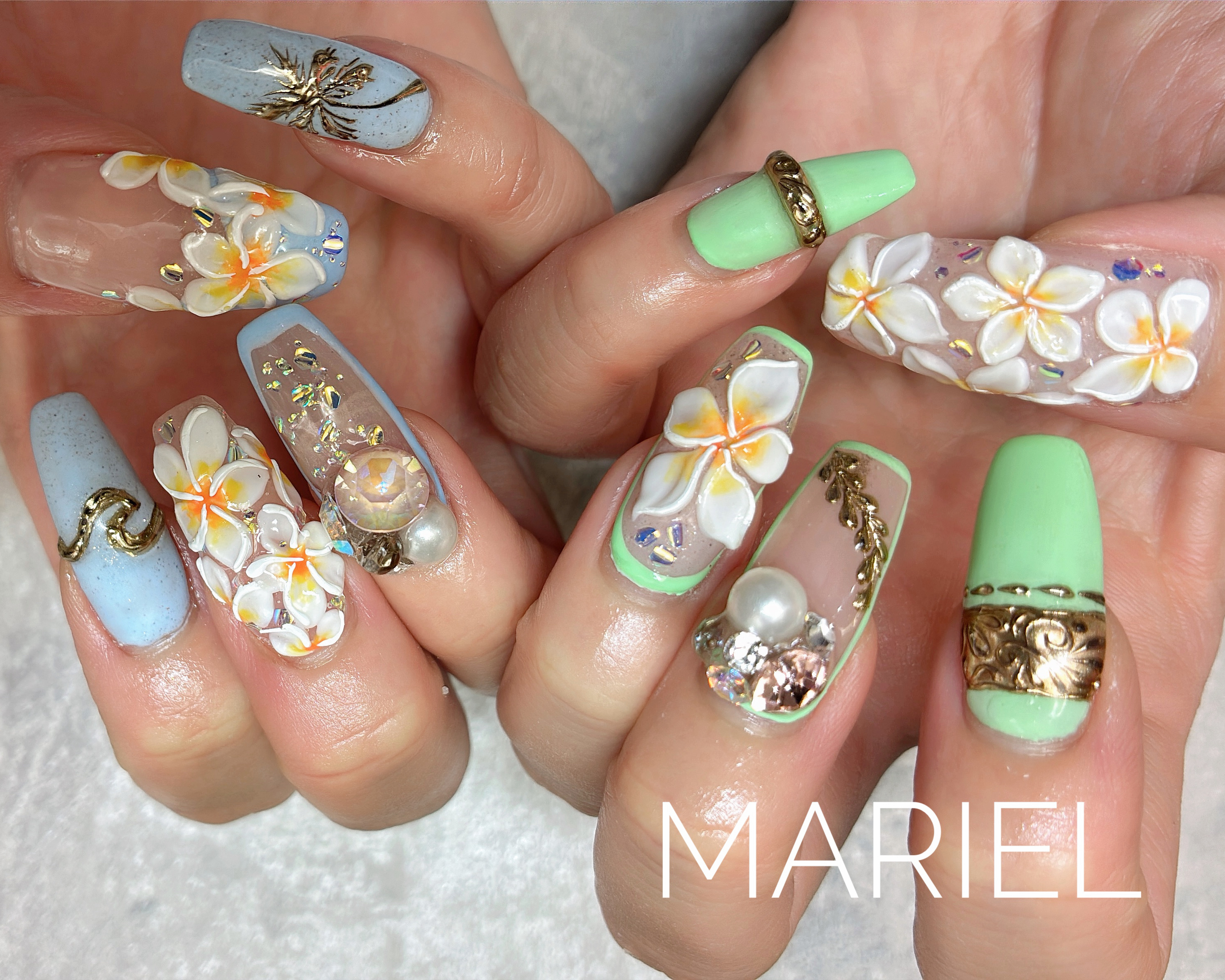 Nail_mariel