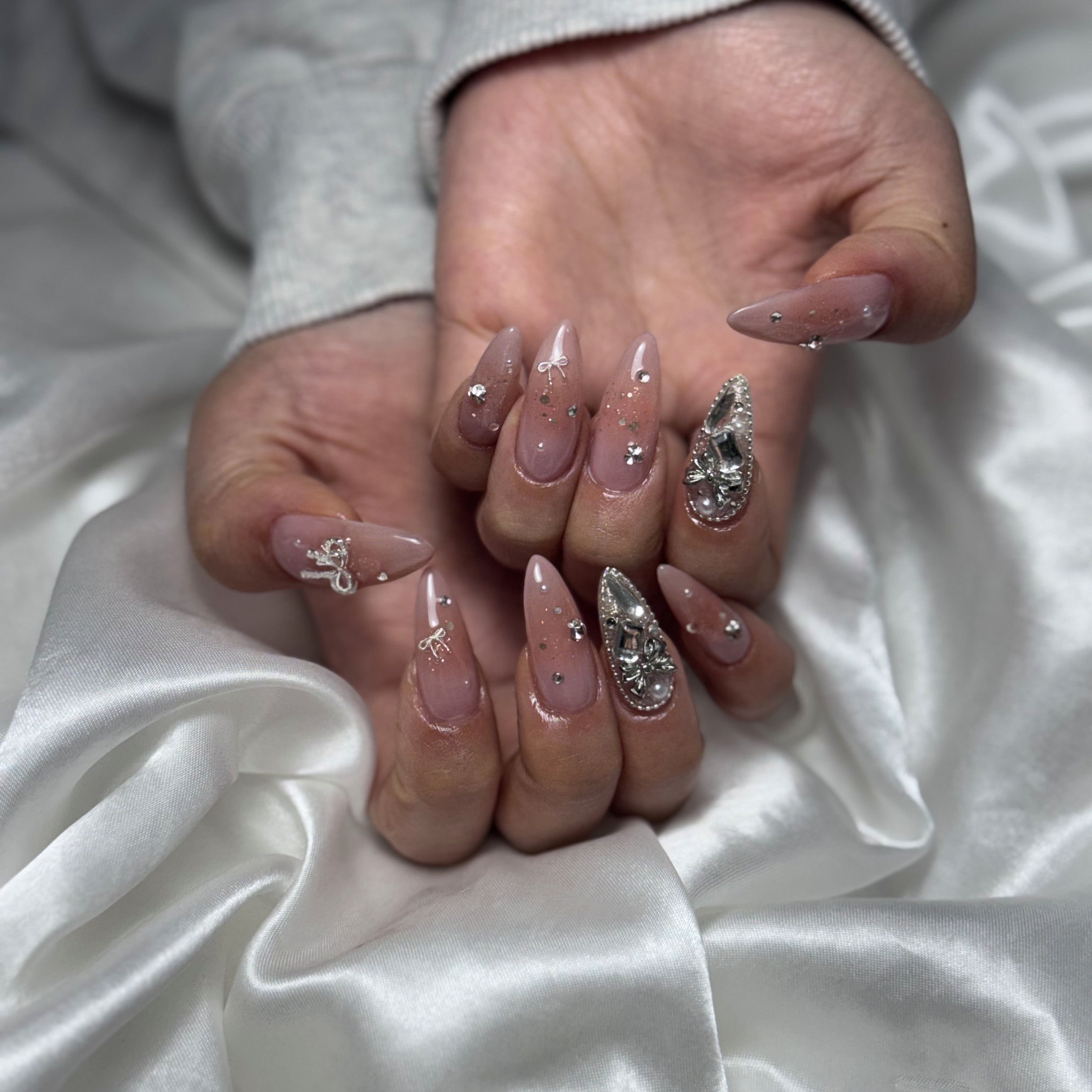 aknail___
