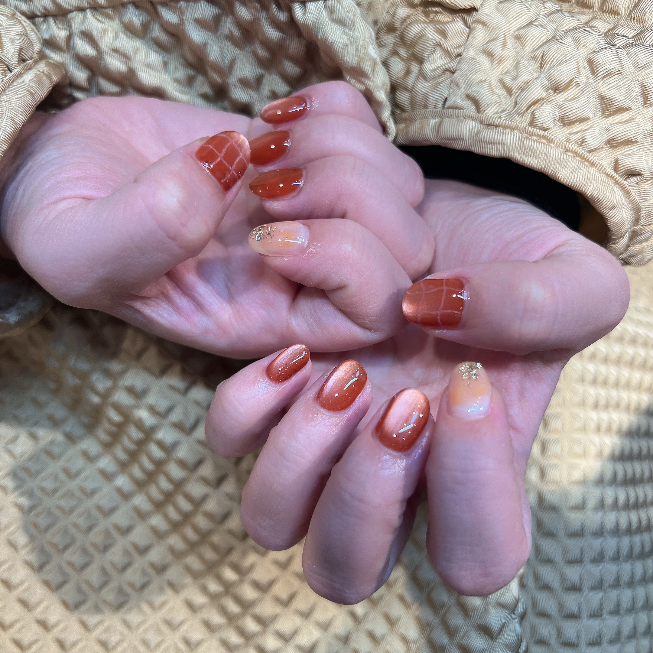 lavish_nail