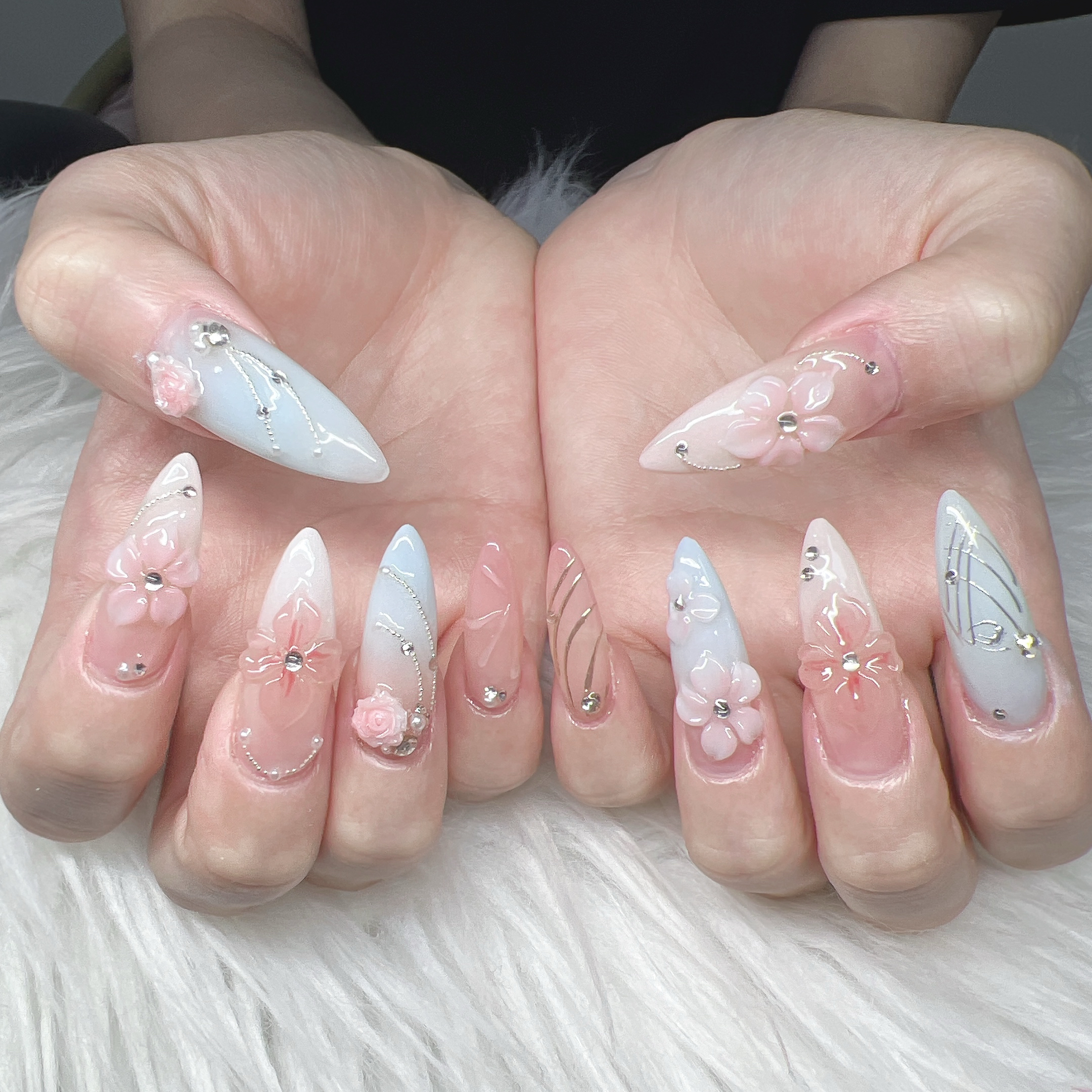 Lee_Nails