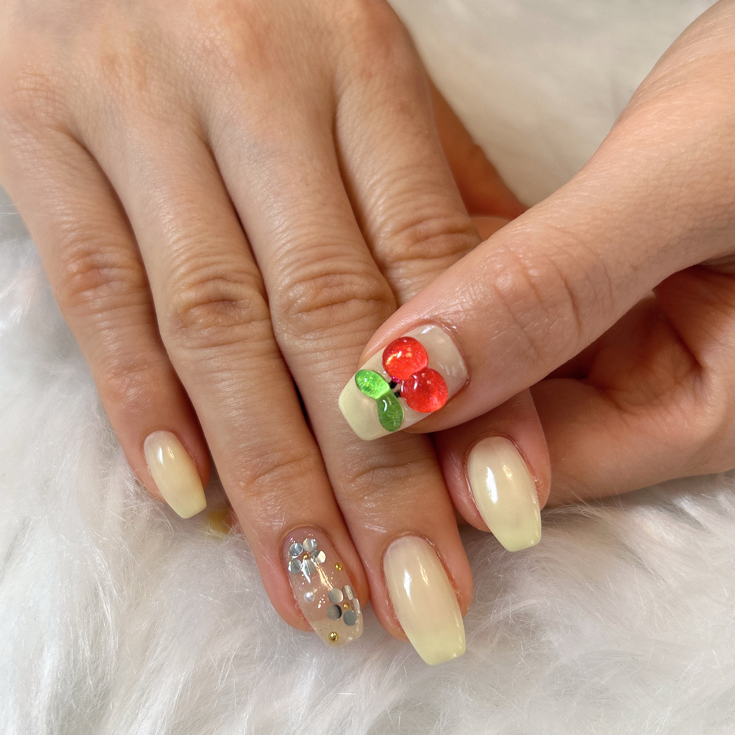 Ravien_nail