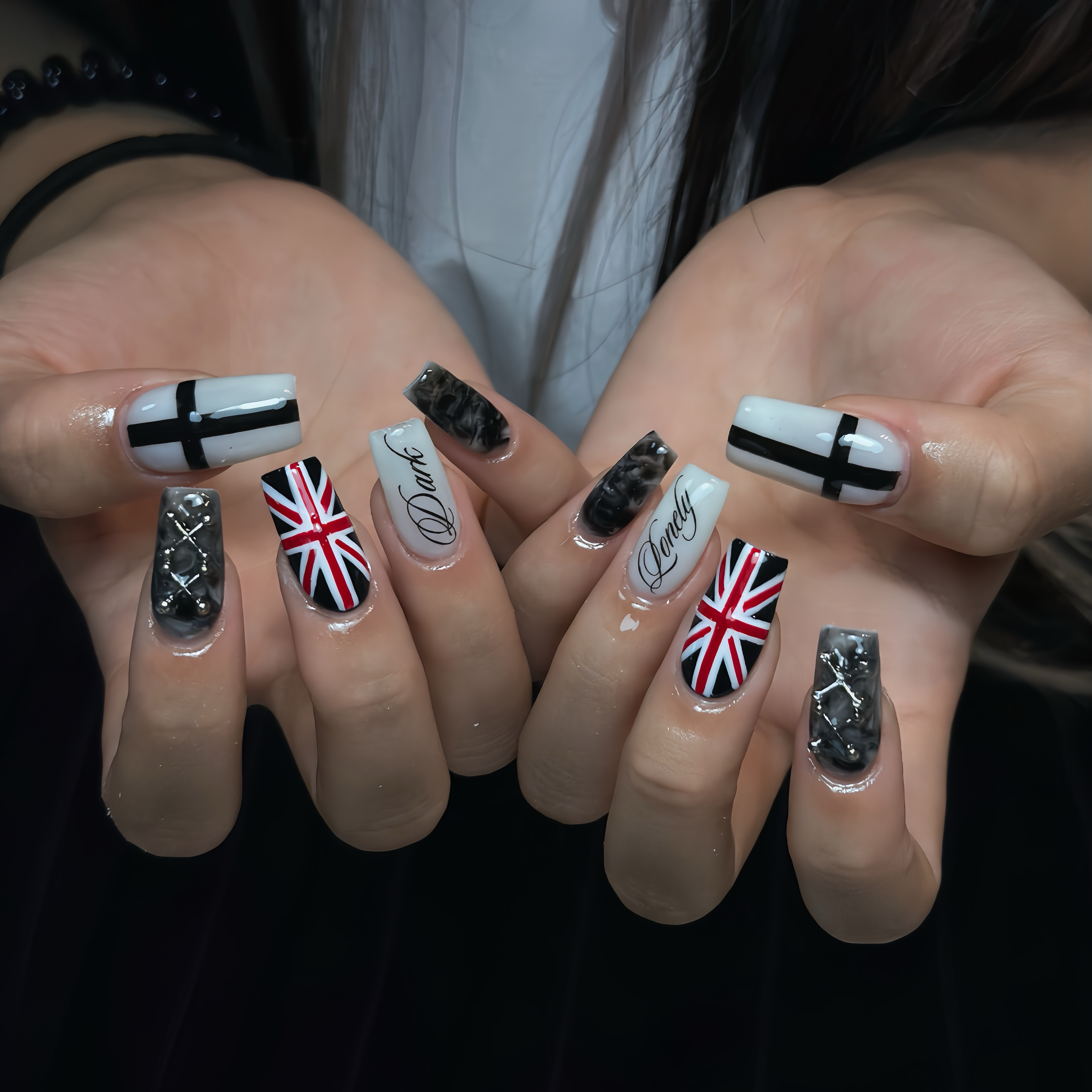 elimuse.nail