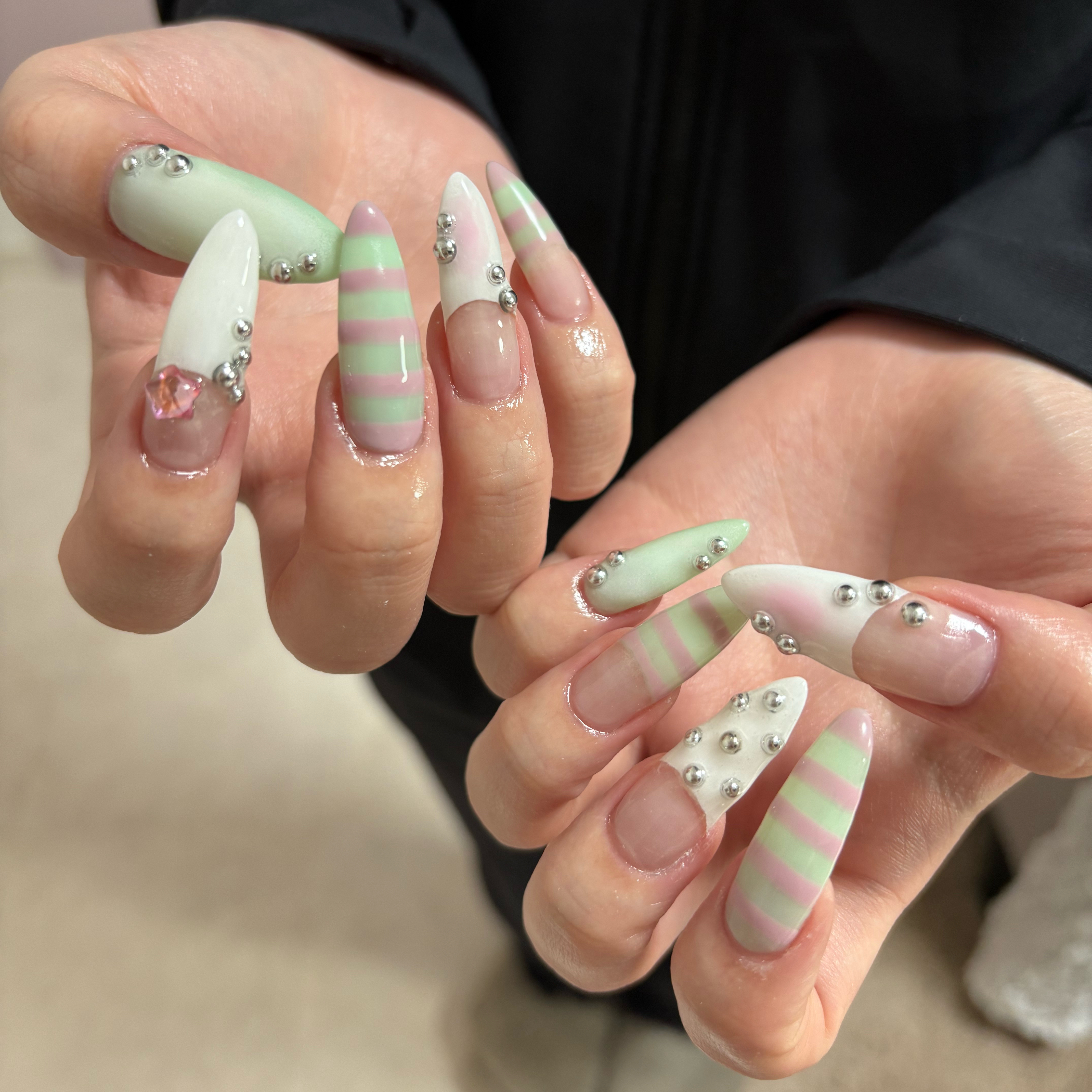 nail.mina