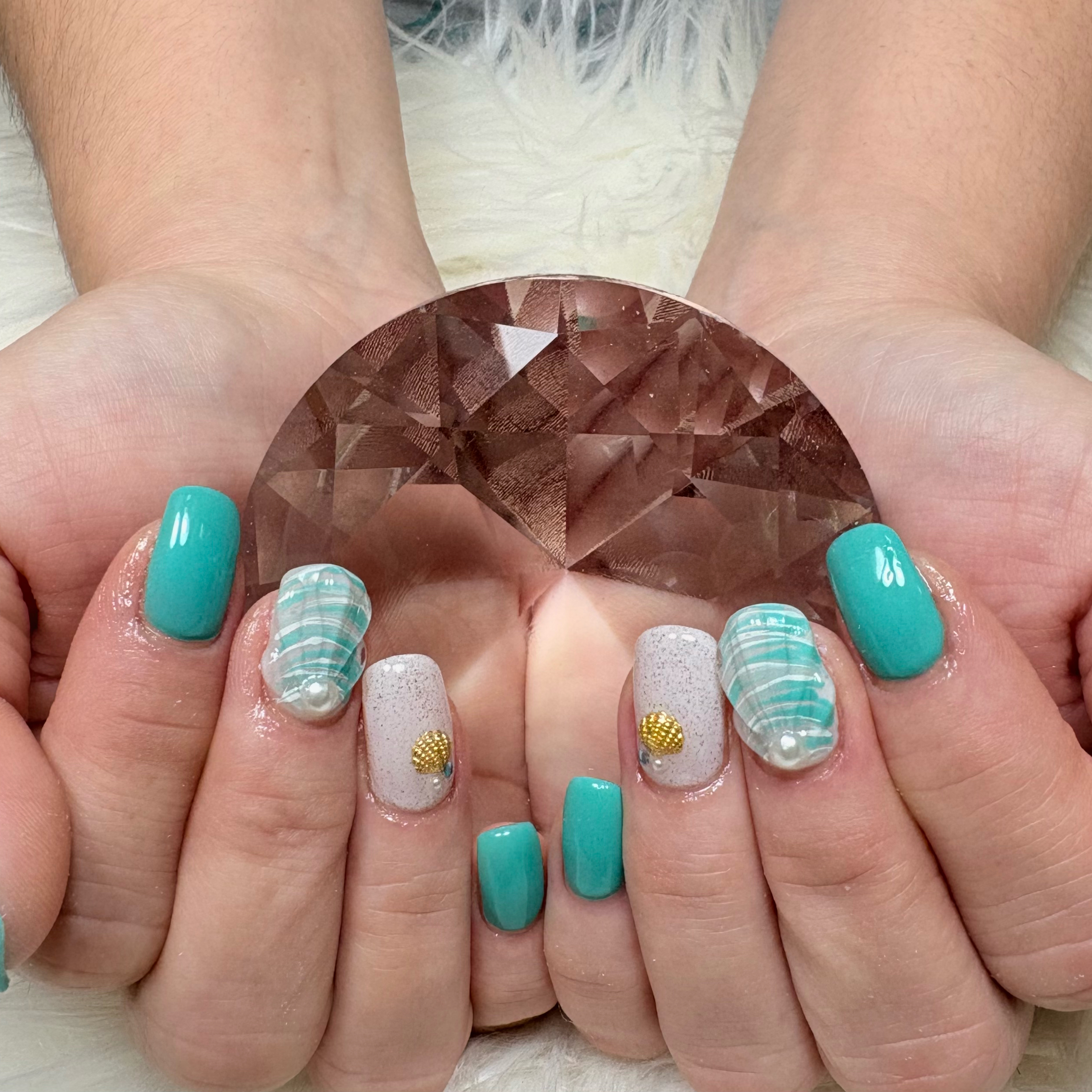Melissa.Nails