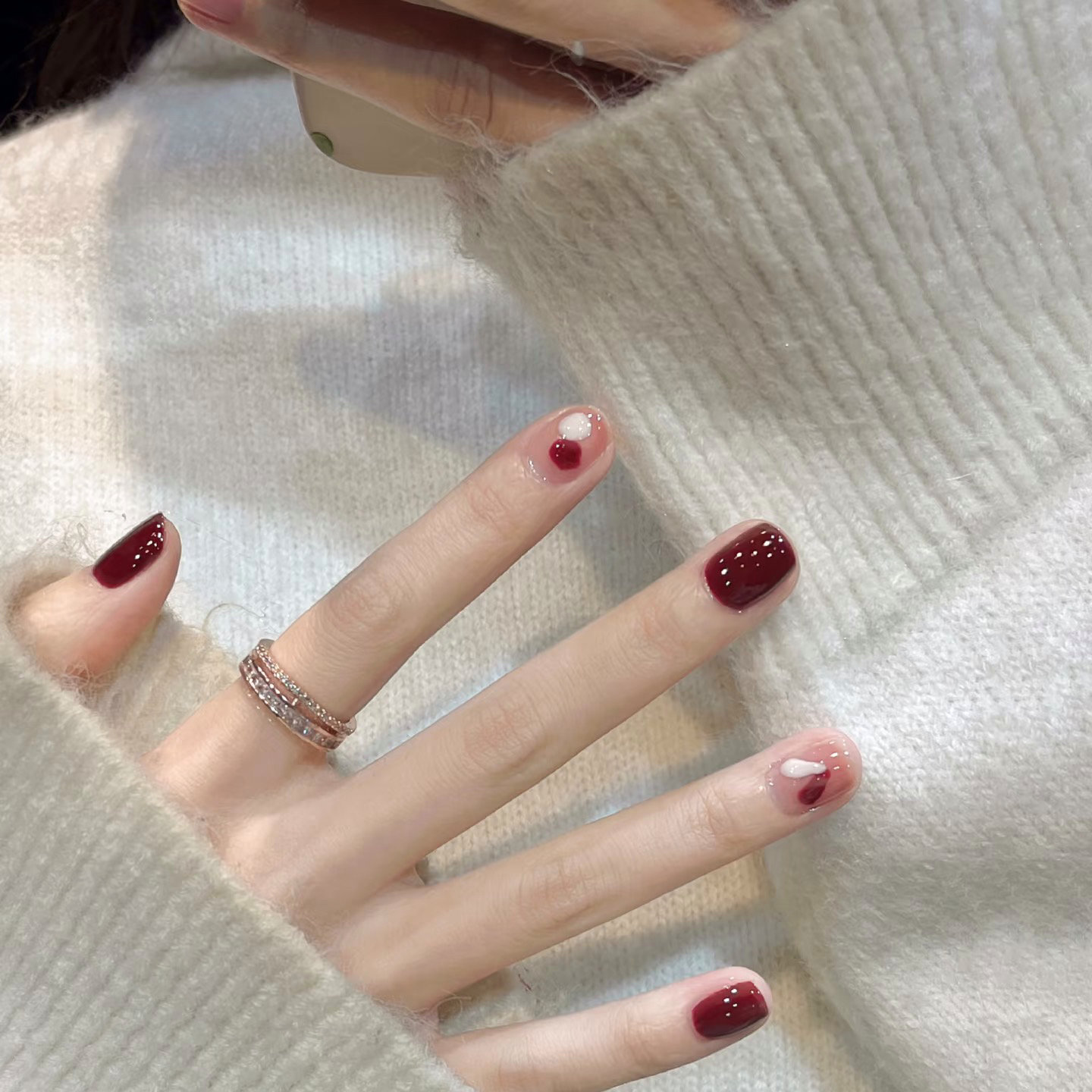 Anna._Nail