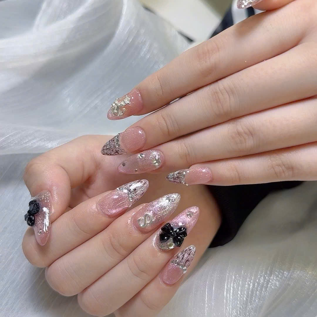 Berry_nails