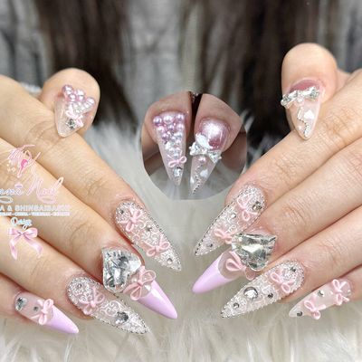 ジェル10本アート・パーツつけ放題¥12400
→¥11400 さらに5OFF