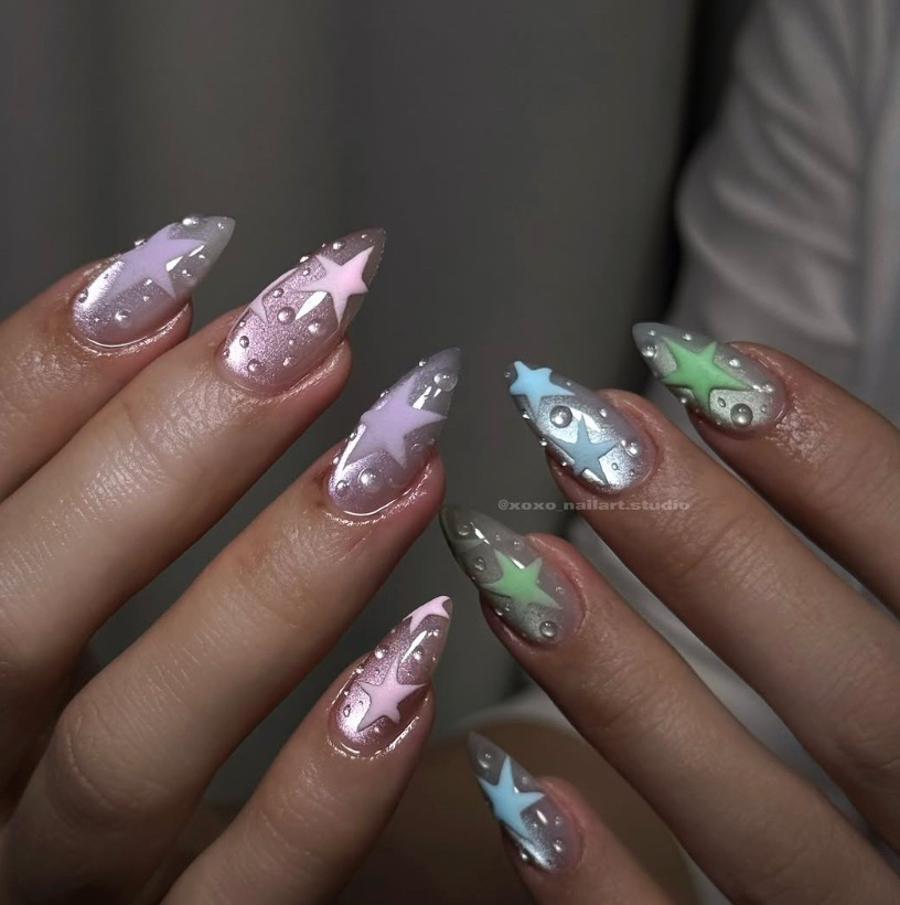 AMI_NAIL_KEBUKURO