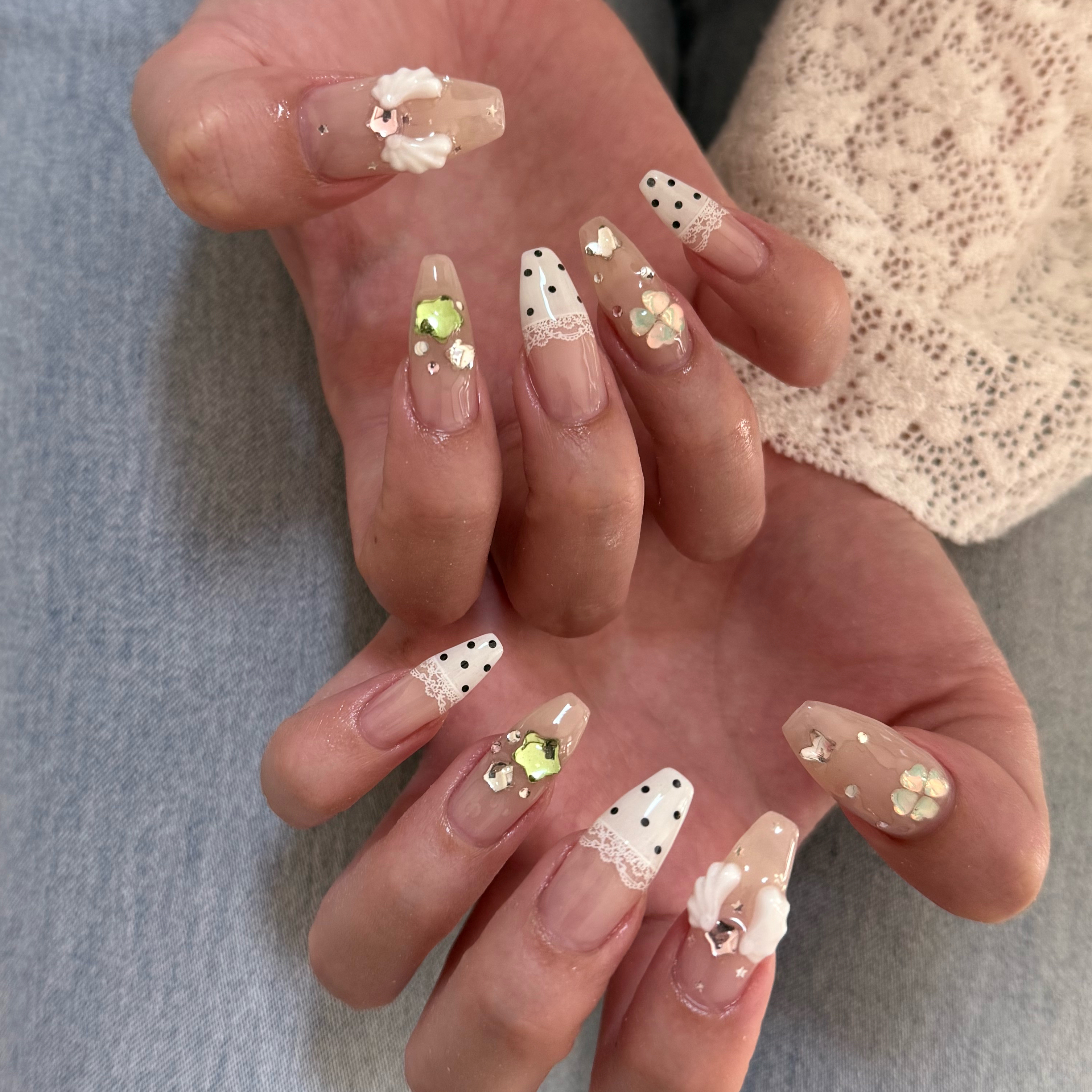 Bi_nail