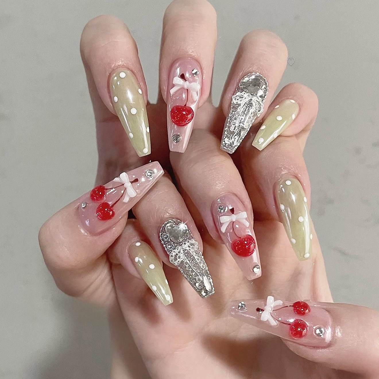 Liina_Nail